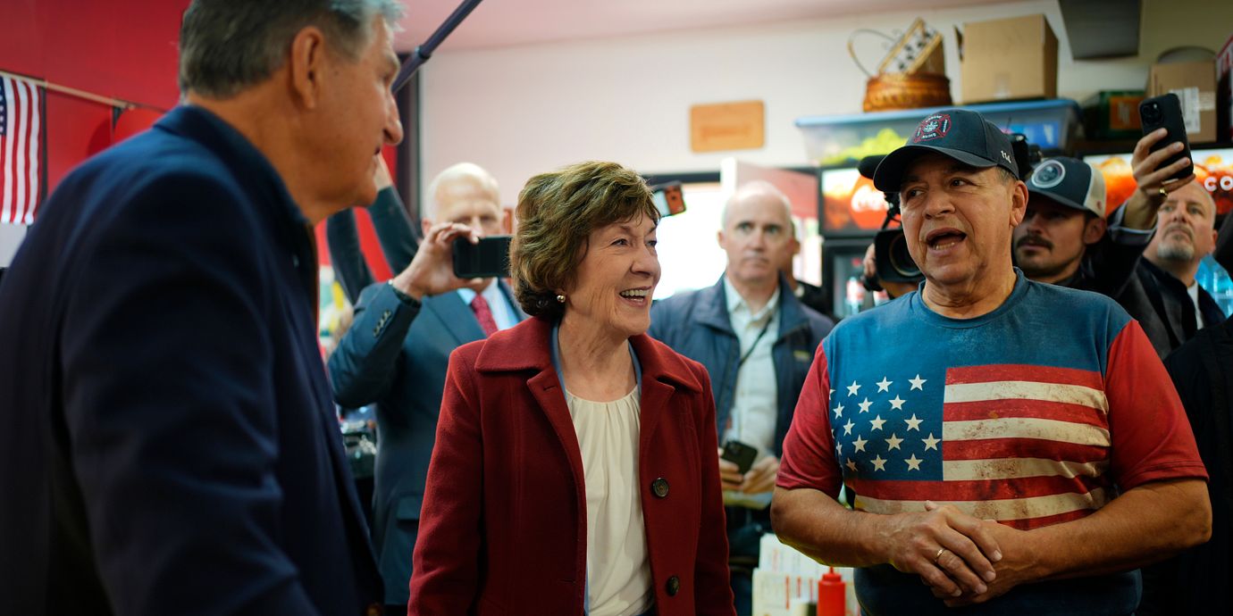 Susan Collins på en restaurang, 21 oktober.