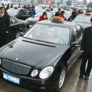 Mercedes Benz E200