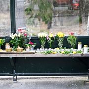 Minnesplats i busskuren.