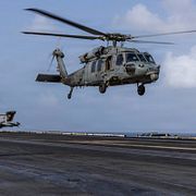 Amerikansk militärhelikopter i Mellanöstern.