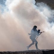 En soldat vid polsklitauiska gränsen.