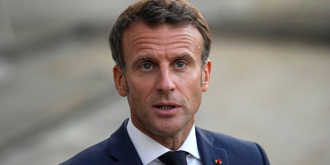 Förslaget lades fram av den franske presidenten Emmanuel Macron.