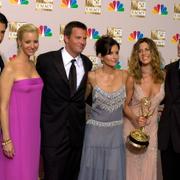 FILE - David Schwimmer, Lisa Kudrow, Matthew Perry, Courteney Cox, Jennifer Aniston and Matt LeBlanc. Arkivbild. 