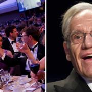 Vita husets reportrar skålar för pressfriheten på årets korrespondentmiddag/Bob Woodward. 