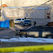 Skolan i Tumbler Ridge där fem barn sköts ihjäl på tisdagen.