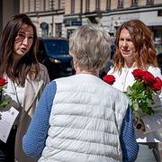 Aida Hadzialic (S), finansregionråd i Region Stockholm, och Emilia Bjuggren (S), skol-, arbetsmarknads- och personalborgarråd i Stockholms kommun, i maj.
