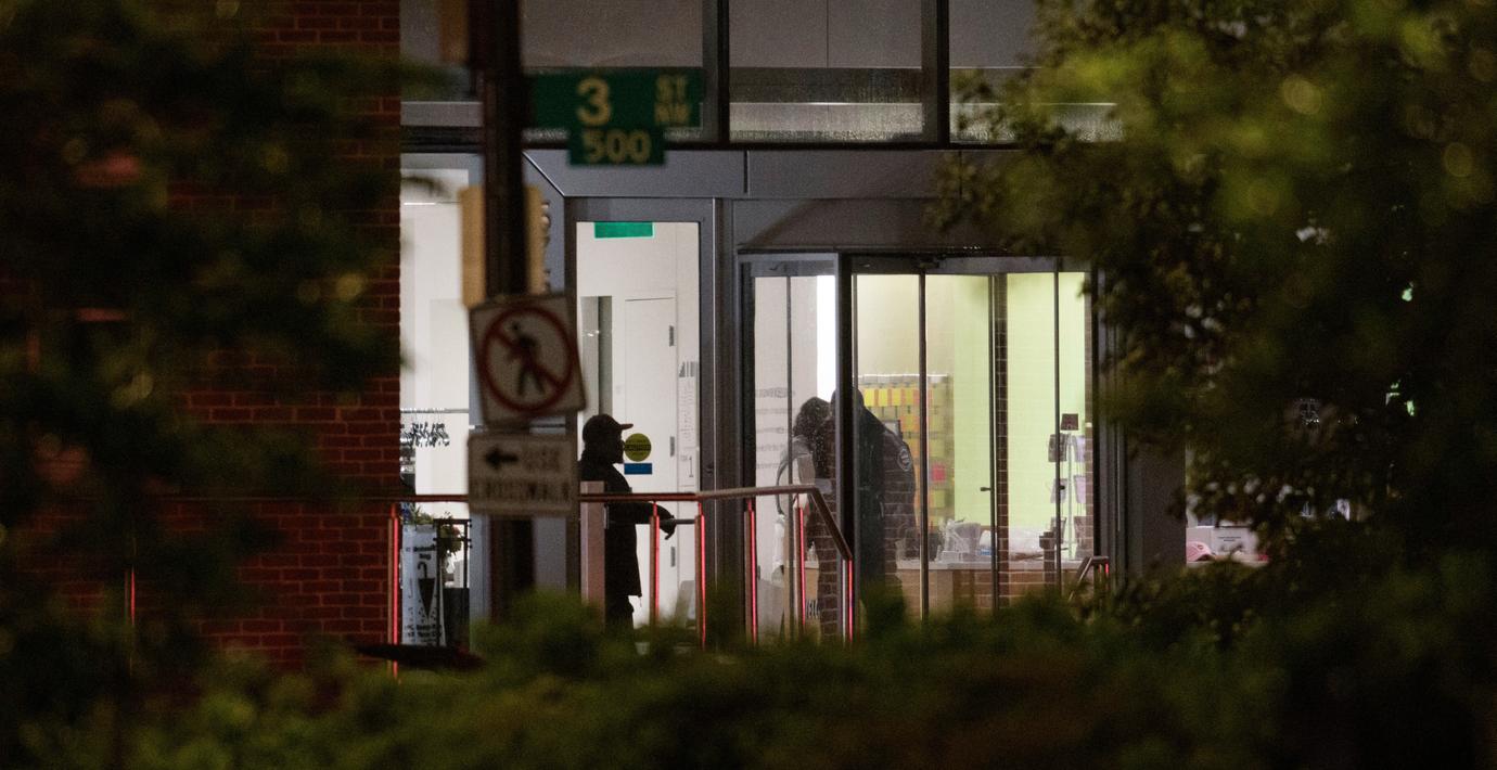 Polisinsats efter skjutningen i Washington. 