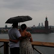Regn och åskväder.