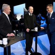  Pekka Haavisto, Jussi Halla-aho, och Alexander Stubb inför en debatt. 