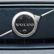 En Volvo XC40-bil.
