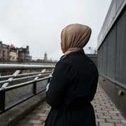 Maria könsstympades som barn i Somalia och har i Sverige genomgått en korrigeringsoperation. Nu riskerar hon utvisning efter sitt andra avslag i Migrationsdomstolen.