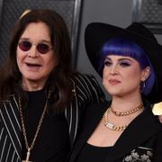 Ozzy Osbourne och dottern Kelly Osbourne i samband med Grammygalan 26 januari