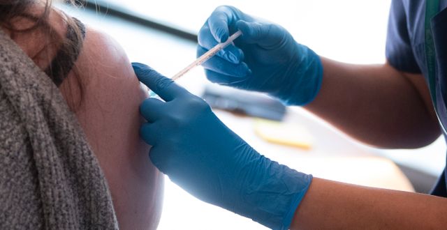Vaccinering mot covid-19 i Sollentuna. Fredrik Sandberg/TT / TT NYHETSBYRÅN