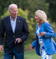 Joe Biden med sin fru Jill Biden.  Manuel Balce Ceneta / AP