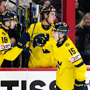 Victor Eklund i mitten, i matchen mot Slovakien 26 december. 