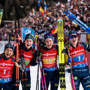 Det svenska bronslaget. Anna Magnusson, Ella Halvarsson, Hanna Öberg och Elvira Öberg.