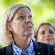 Socialdemokraternas partiledare Magdalena Andersson i Brunnsparken i Helsingborg när hon på söndagen valkampanjar i Skåne.
