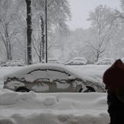 Snön har vräkt ner i Stockholmsområdet under onsdagen.