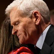 Bill Cassidy efter primärvalsförlusten, Trump och Julia Letlow i december 2025.