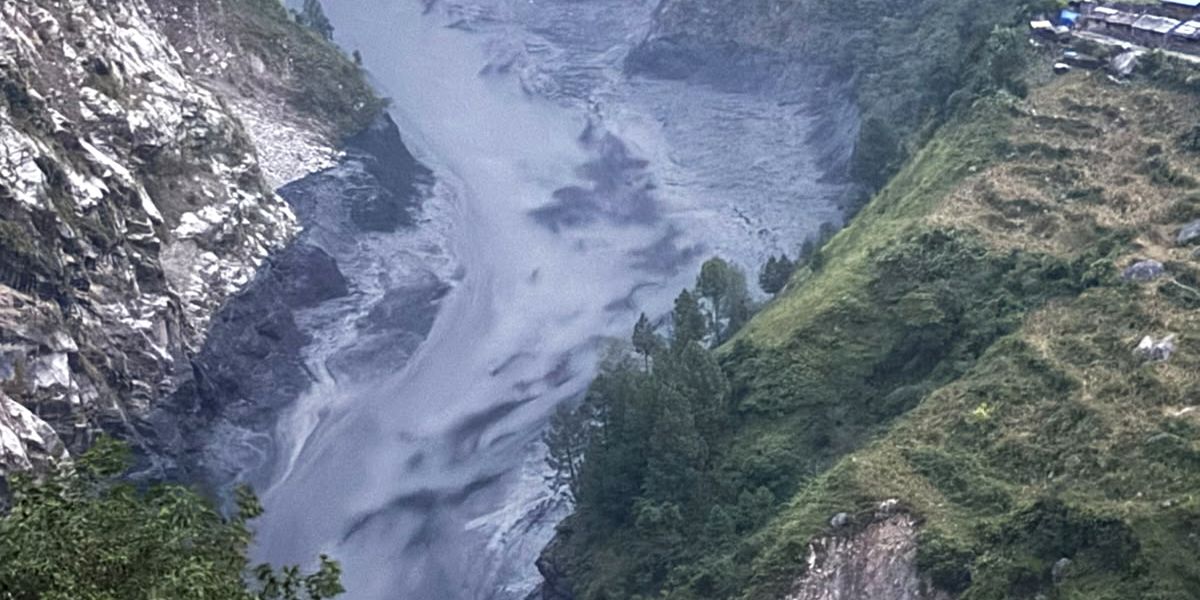 Floden Budhi Gandaki.