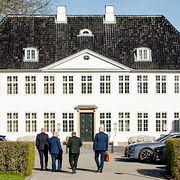 Løkke anländer till regeringsförhandlingar tidigare i veckan.