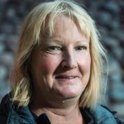 Annika Alexius, professor i nationalekonomi, och Riksbankschefen Stefan Ingves tillsammans med Mattias Erlandsson, biträdande chef för avdelningen för penningpolitik.