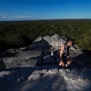 Mayaruinerna i Calakmul ligger mitt i regnskogen, inte långt från området där de nya fynden gjorts.