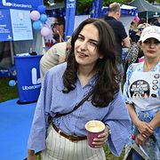 Arkivbild: Miljöminister Romina Pourmokhtari (L) när Almedalsveckan inleds på tisdagen.