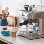 Sage Barista Touch är kompromisslös på de nyckelpunkter som avgör om kaffet blir perfekt.