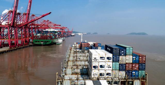 Ningbo-hamnen i Kina. Shutterstock