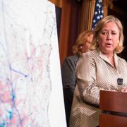 Senator Mary Landrieu talar efter projektet Keystone XL stoppats.