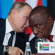 Vladimir Putin i samtal med Sydafrikas Cyril Ramaphosa.