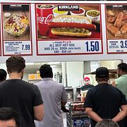 Amerikaner på en servering i Prospect i Illinois tidigare i sommar.