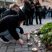 Minnesstund i Dalens Centrum för artisten Einár som sköts till döds i Hammarby sjöstad på torsdagen.