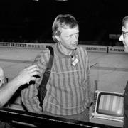 Agne Jälevik (mitten) med Arne Hegerfors och Anders Parmström under ishockey-VM 1987.