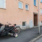 Kvinnan hittades död i centrala Örebro.