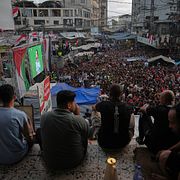 Palestinier följer sextondelsfinalen mellan Egypten och Argentina.