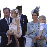 Christopher O´Neill med prinsessan Leonore och prinsessan Madeleine med prins Nicolas.