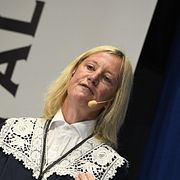 Vattenfalls finansdirektör och ställföreträdande koncernchef Ingrid Bonde presenterar Vattenfalls resultat för andra kvartalet 2016.