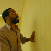 Chiwetel Ejiofor i filmen ”Backrooms”.