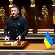 Ukrainas president i franska parlamentet i dag.