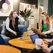 Omni.  Bild tagen i Stockholm April 2024