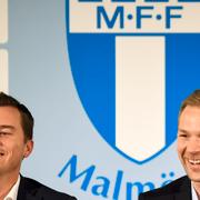 MFF:s sportchef Daniel Andersson med Magnus Pehrsson vid eftermiddagens presskonferens.